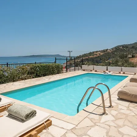 Noesis With Private Pool, Sea Views & 100m Away Villa *