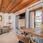 Noesis Villa