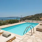 Noesis Villa *